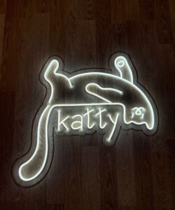 Неоновая вывеска «Katty с котом»