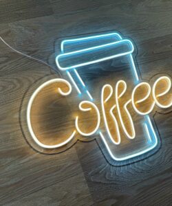 Неоновая вывеска «Стакан Coffee»